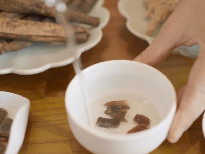 Ginseng Çayı Nedir? Faydaları Nelerdir?